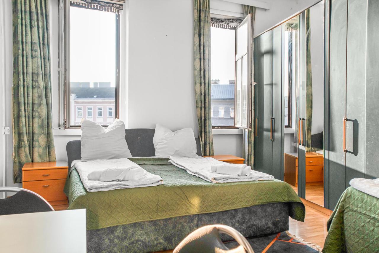 Joyful 2Br Apt. @ Millenium Tower And The Danube Wenen Buitenkant foto