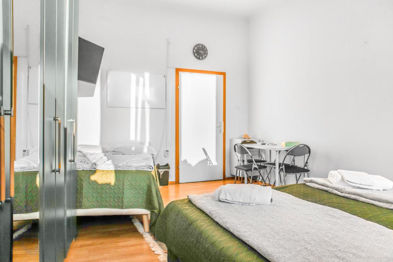 Joyful 2Br Apt. @ Millenium Tower And The Danube Wenen Buitenkant foto