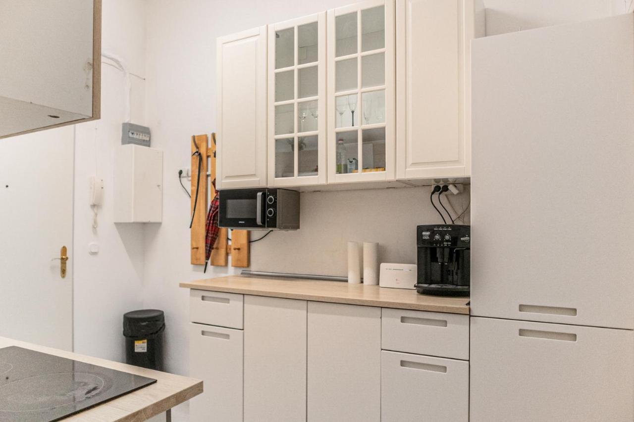 Joyful 2Br Apt. @ Millenium Tower And The Danube Wenen Buitenkant foto