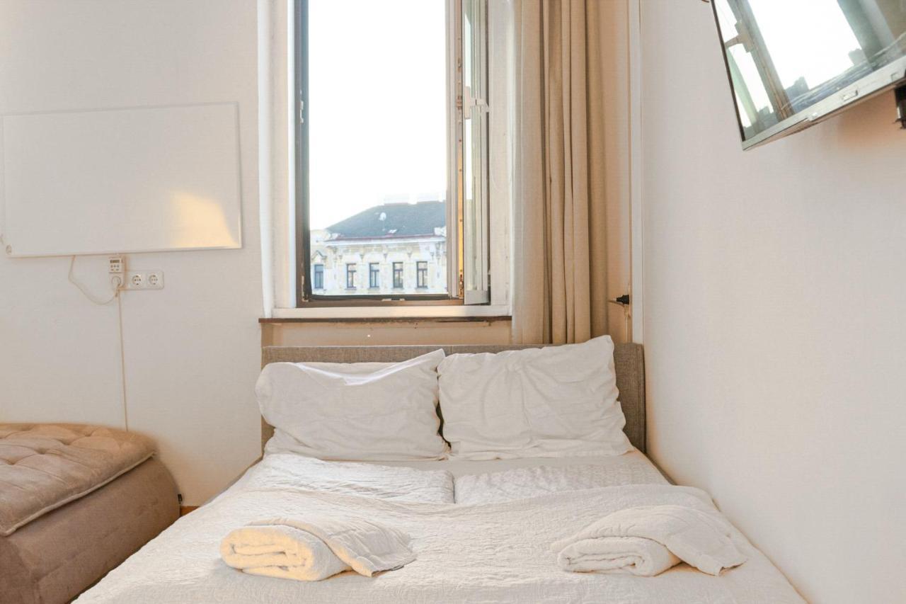 Joyful 2Br Apt. @ Millenium Tower And The Danube Wenen Buitenkant foto